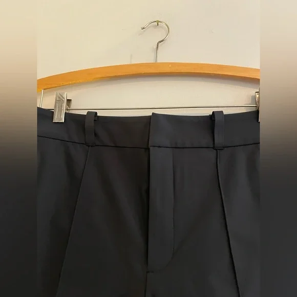 NWT RHÔNE Black Dress Shorts with Front Seams and Pockets - Picture 3 of 6